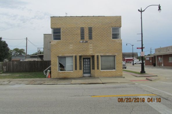 200 E Ryder St, Litchfield, IL 62056